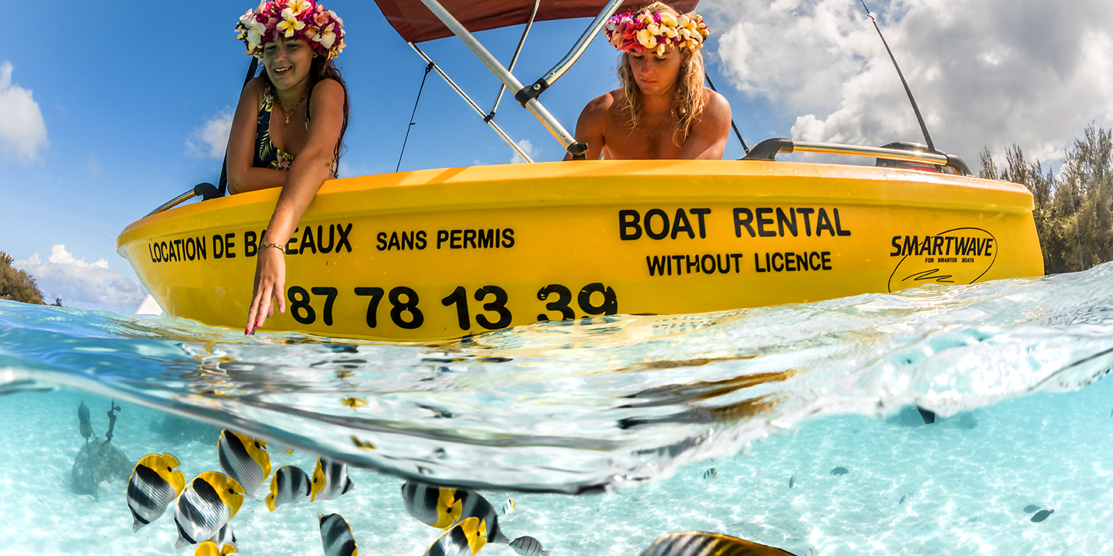 Discover the Moorea lagoon by boat without a license