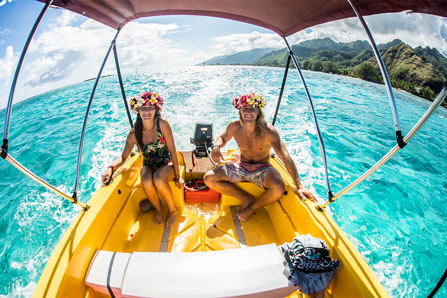 Snorkeling between the two motus